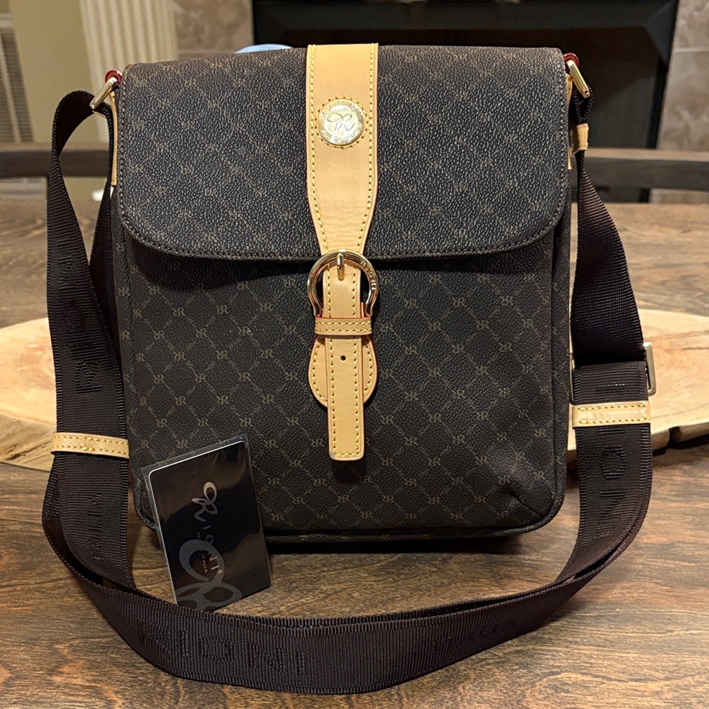 NWOT - Rioni - Miley  - Top Buckle Messenger Bag